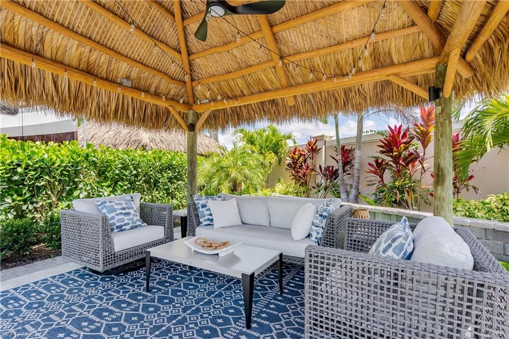 13619 Snook Cir, Naples, FL 34114-7