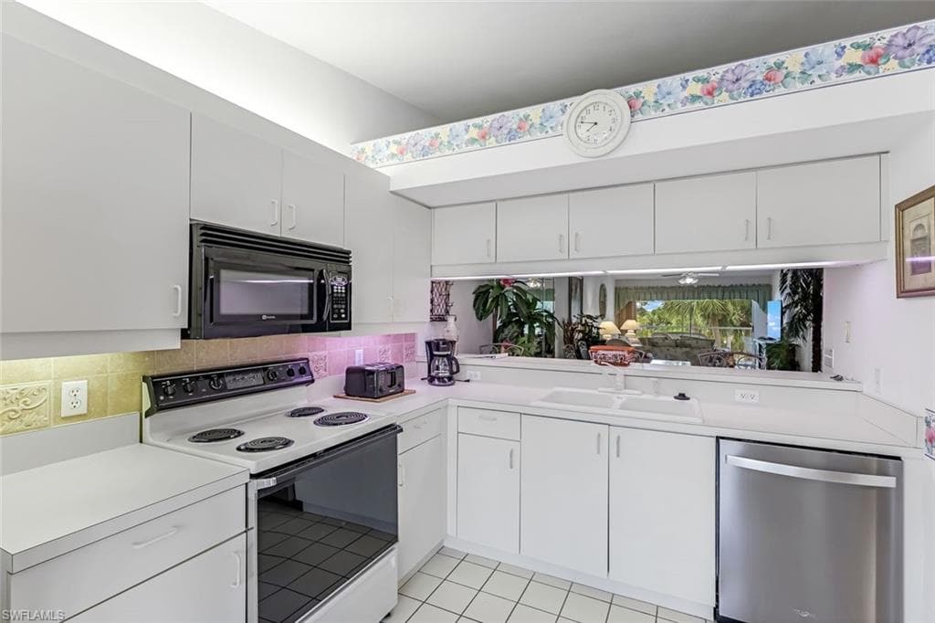 2420 Hidden Lake Dr 1006, Naples, FL 34112-10