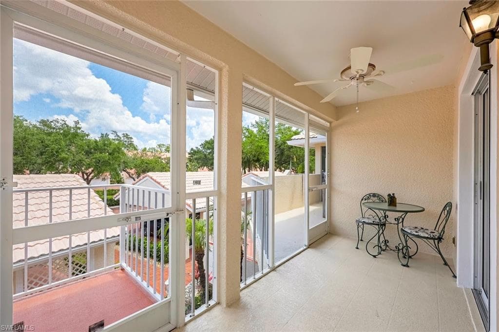 2420 Hidden Lake Dr 1006, Naples, FL 34112-22