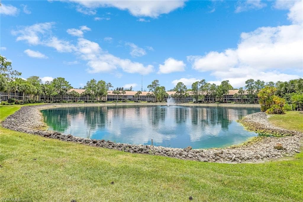 2420 Hidden Lake Dr 1006, Naples, FL 34112-26