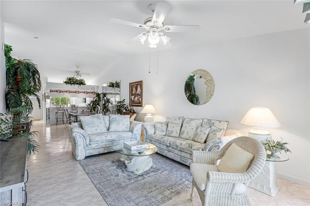 2420 Hidden Lake Dr 1006, Naples, FL 34112-5