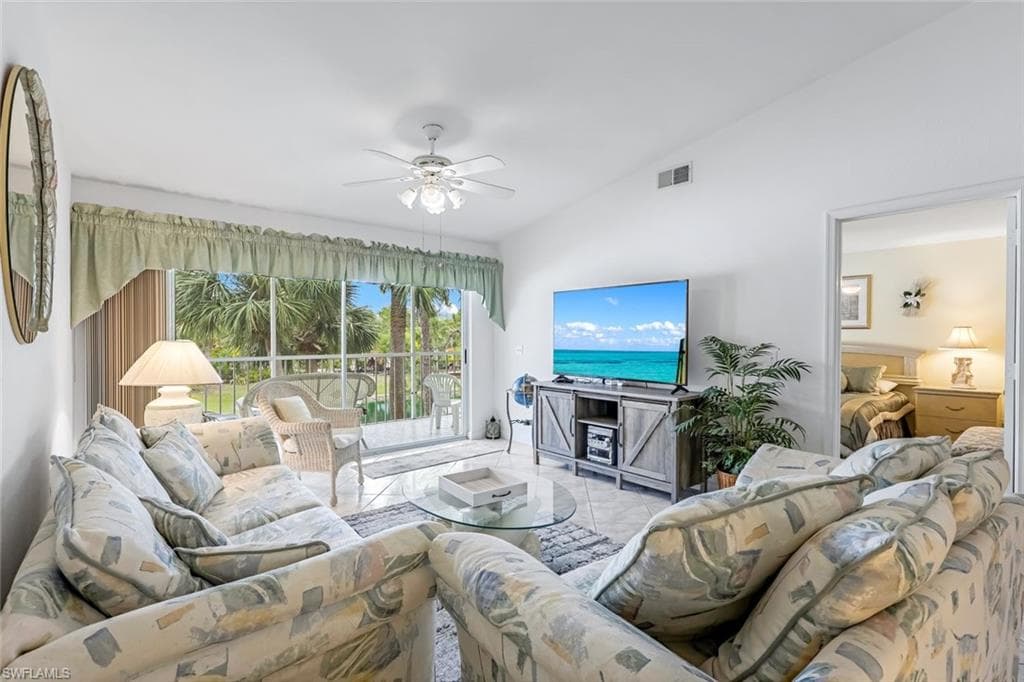 2420 Hidden Lake Dr 1006, Naples, FL 34112-7
