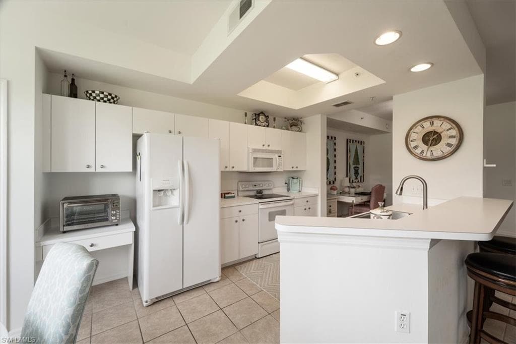 2875 Cypress Trace Cir 8-102, Naples, FL 34119-9
