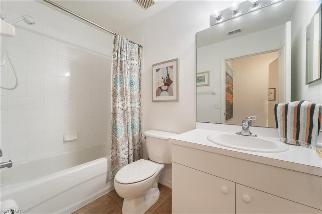 2875 Cypress Trace Cir 8-102, Naples, FL 34119-18
