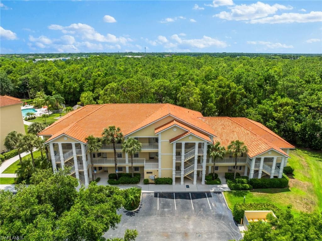 9175 Celeste Dr 103, Naples, FL 34113-13