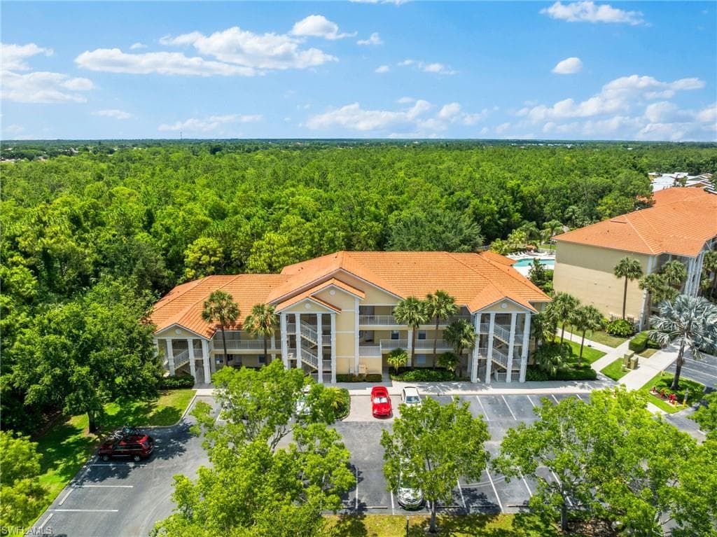 9175 Celeste Dr 103, Naples, FL 34113-15