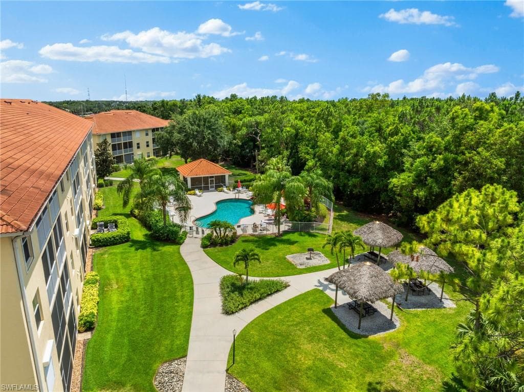 9175 Celeste Dr 103, Naples, FL 34113-30