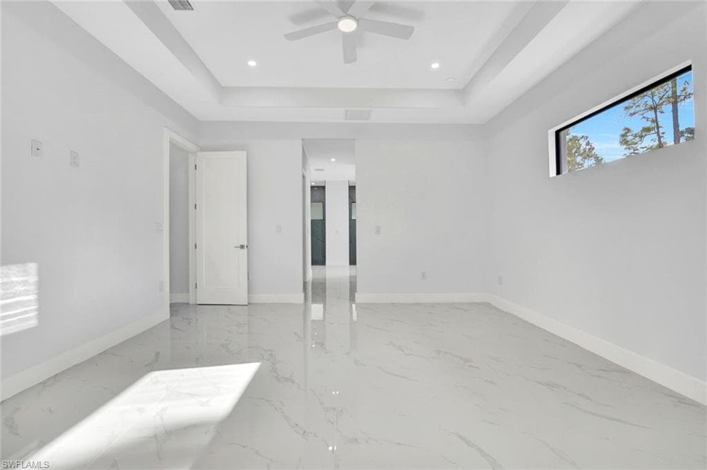 169 18th Ave NW, Naples, FL 34120-18