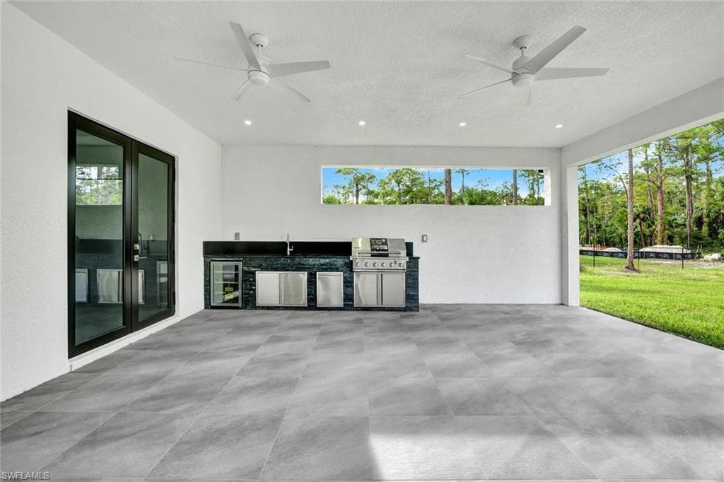 169 18th Ave NW, Naples, FL 34120-25