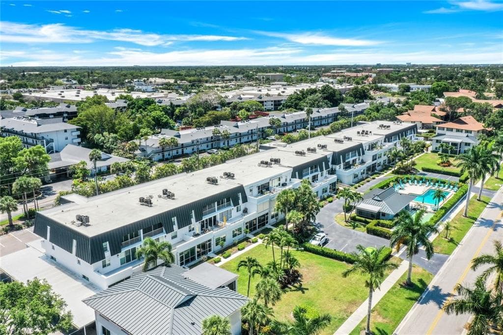 4200 Belair Ln 211, Naples, FL 34103-30