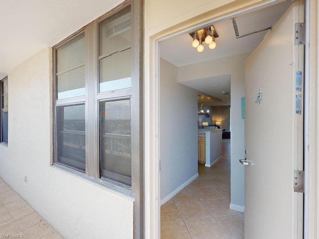 380 Seaview Ct 1005, Marco Island, FL 34145-4