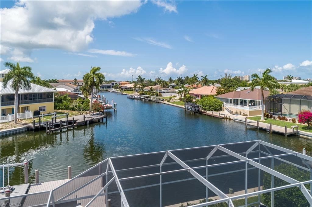 1421 Galleon Ave, Marco Island, FL 34145-10