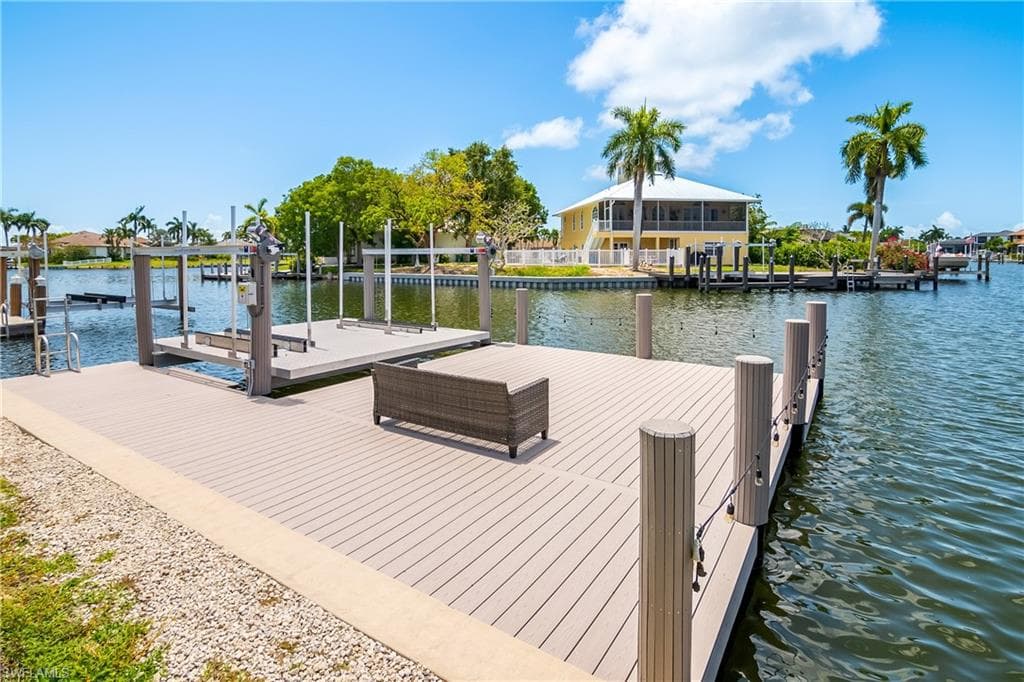 1421 Galleon Ave, Marco Island, FL 34145-11