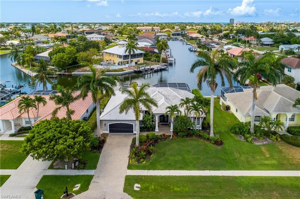 1421 Galleon Ave, Marco Island, FL 34145-4