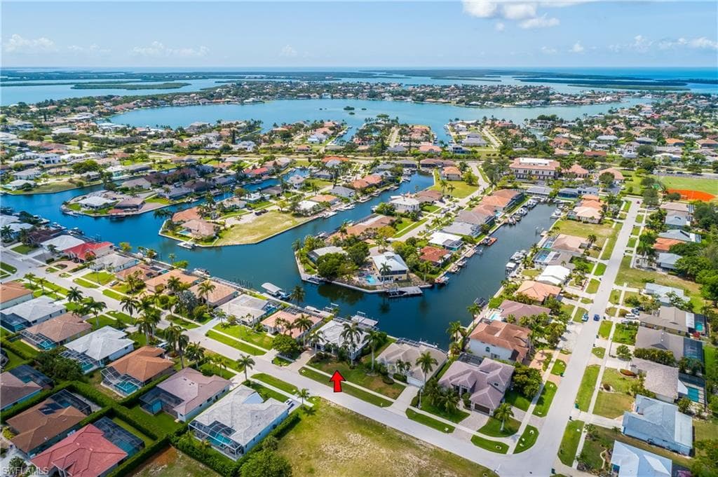 1421 Galleon Ave, Marco Island, FL 34145-7