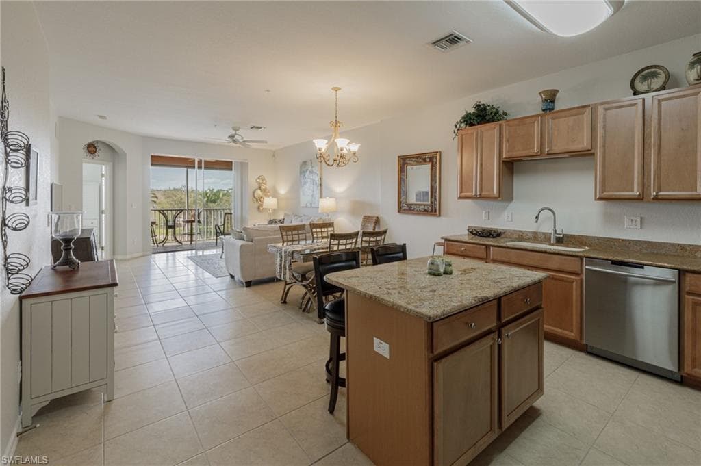 9631 Spanish Moss Way 3933, Bonita Springs, FL 34135-9