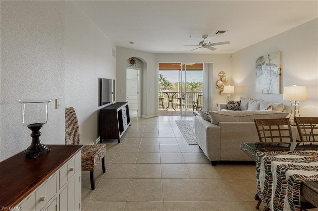 9631 Spanish Moss Way 3933, Bonita Springs, FL 34135-13