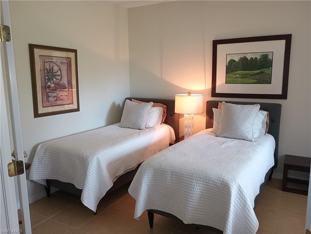 9631 Spanish Moss Way 3933, Bonita Springs, FL 34135-23