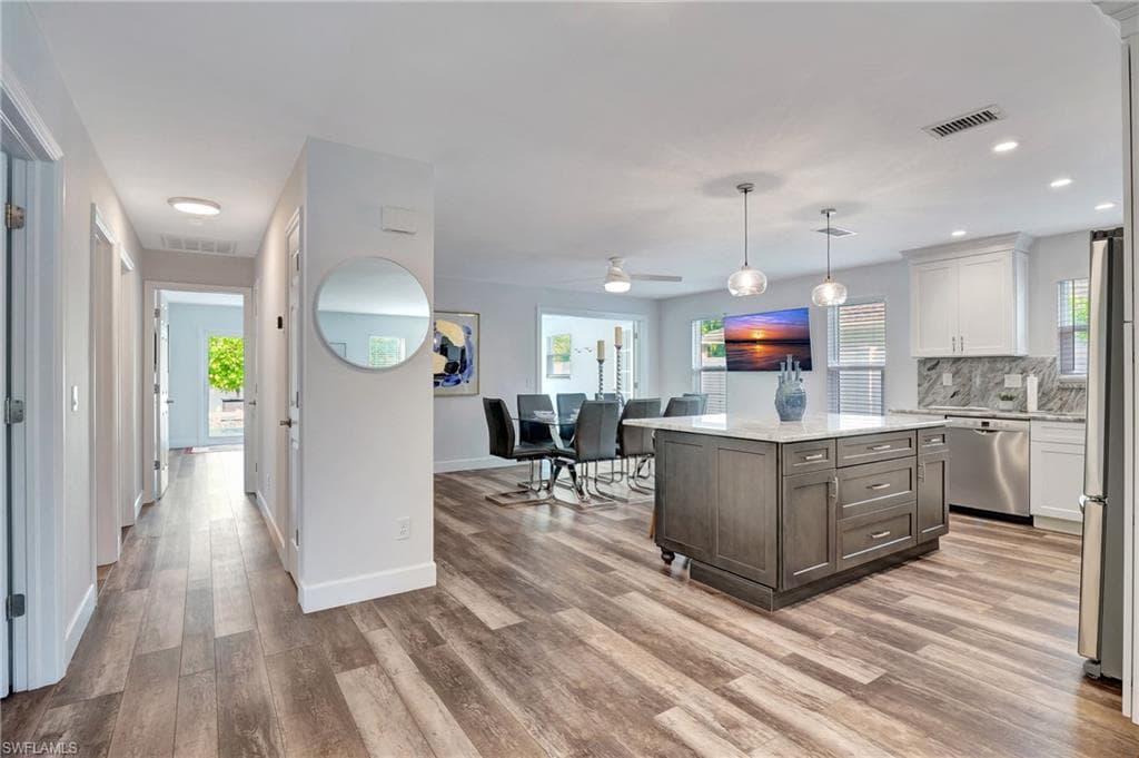 779 100th Ave N, Naples, FL 34108-11