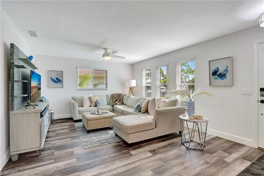 779 100th Ave N, Naples, FL 34108-16