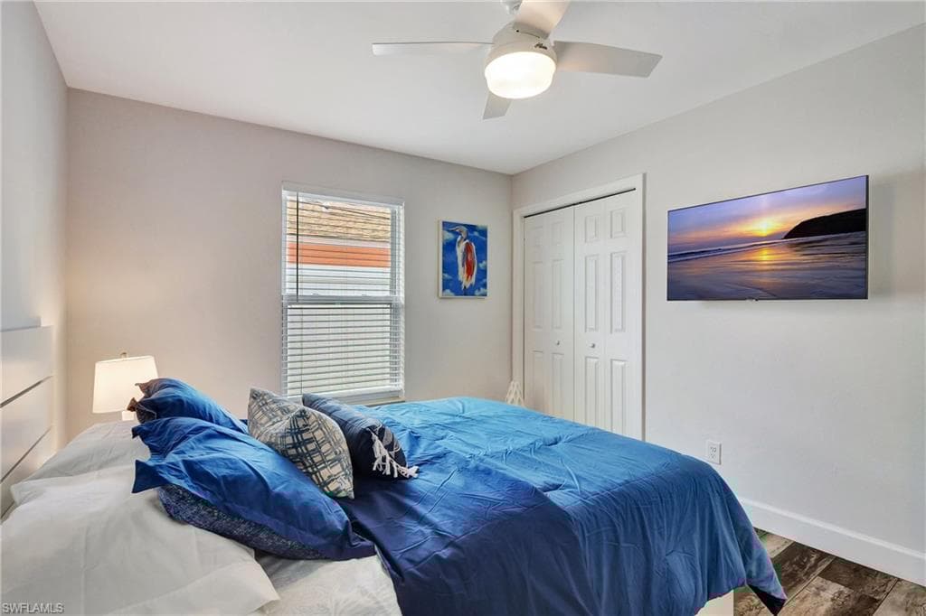 779 100th Ave N, Naples, FL 34108-25