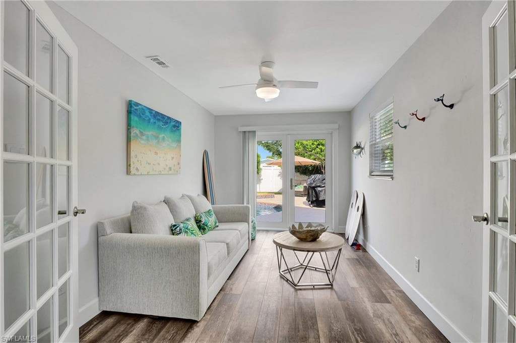 779 100th Ave N, Naples, FL 34108-30