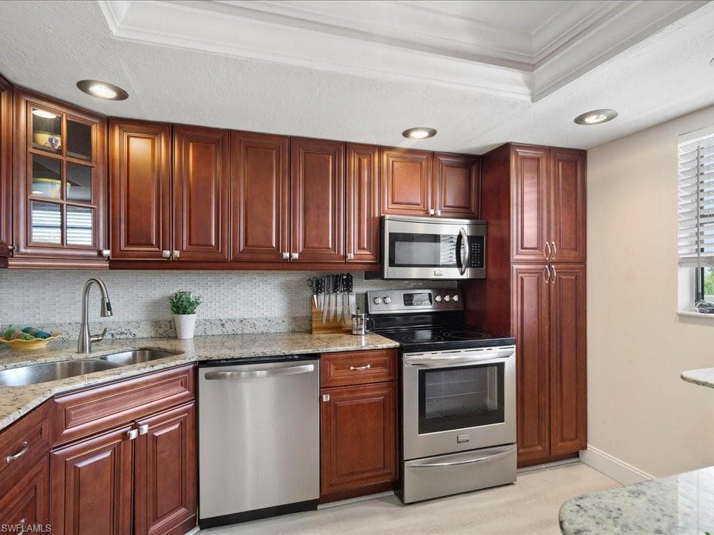 9395 Pennsylvania Ave 20, Bonita Springs, FL 34135-8