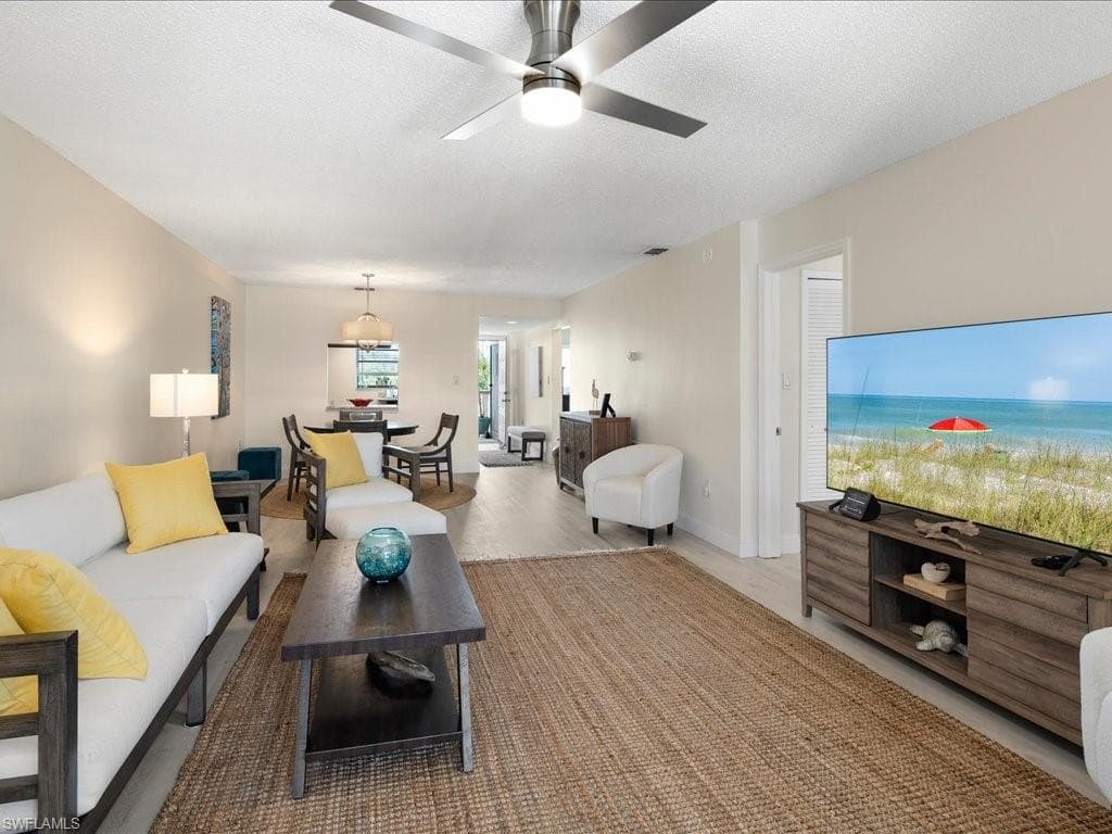 9395 Pennsylvania Ave 20, Bonita Springs, FL 34135-3