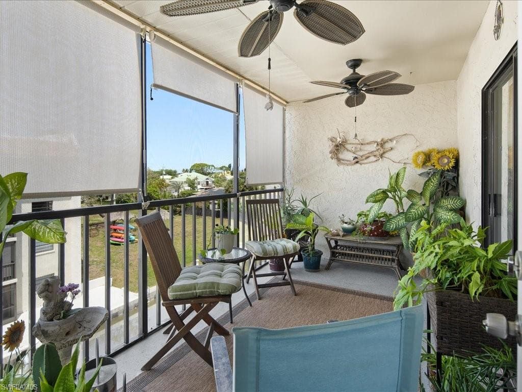 9395 Pennsylvania Ave 20, Bonita Springs, FL 34135-5