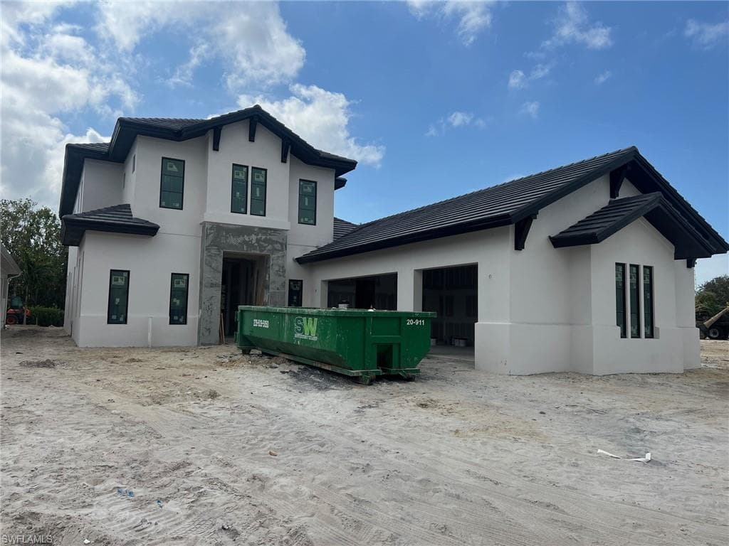 6642 Palisades Ave, Naples, FL 34109-1