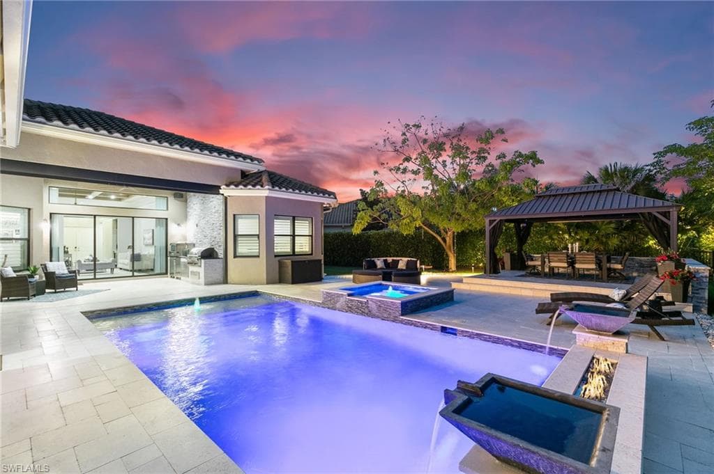 4605 Azalea Dr, Naples, FL 34119-4