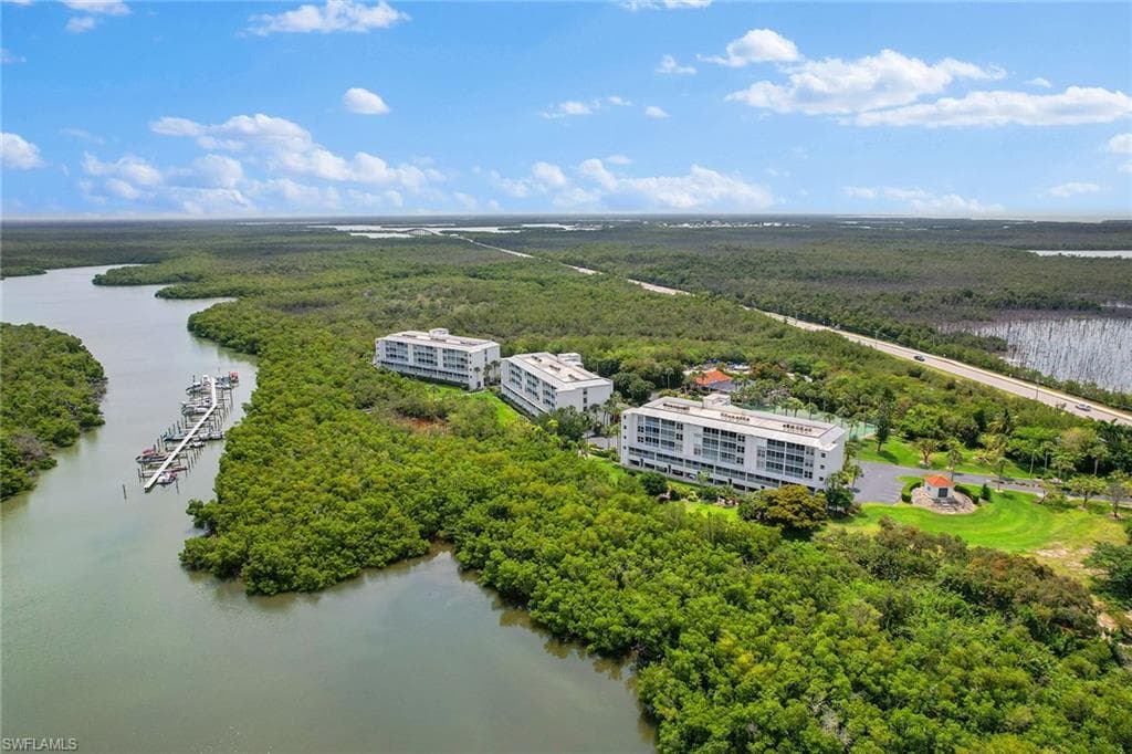 100 Stevens Landing Dr 305, Marco Island, FL 34145-2