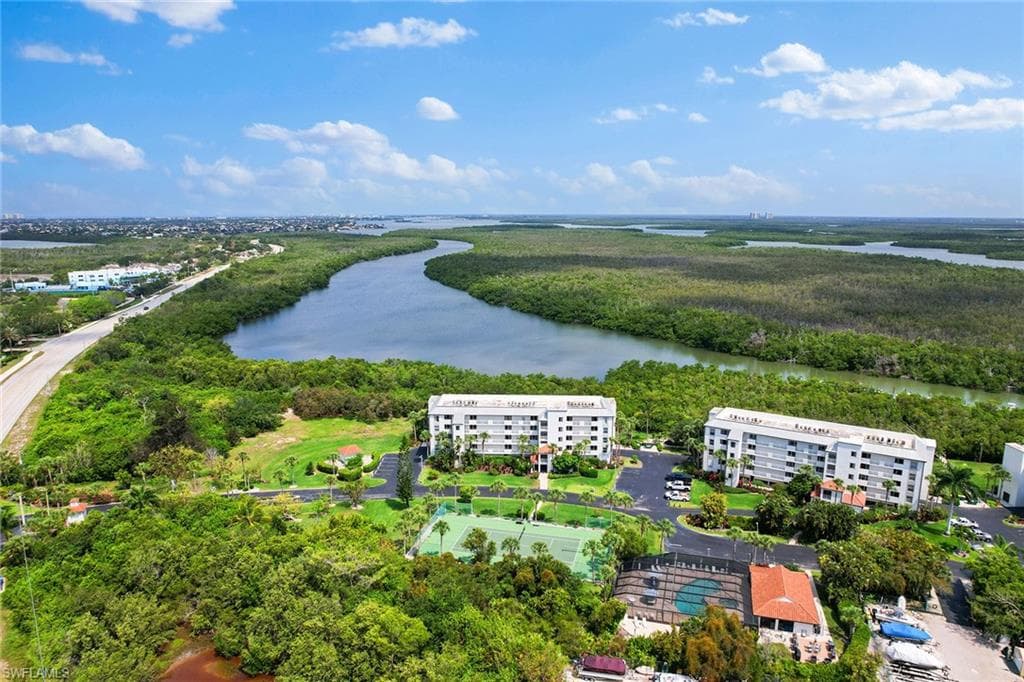 100 Stevens Landing Dr 305, Marco Island, FL 34145-32
