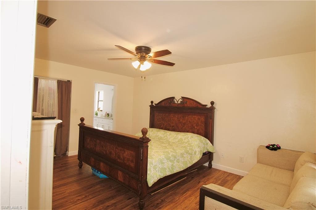 4595 31st Pl SW, Naples, FL 34116-12