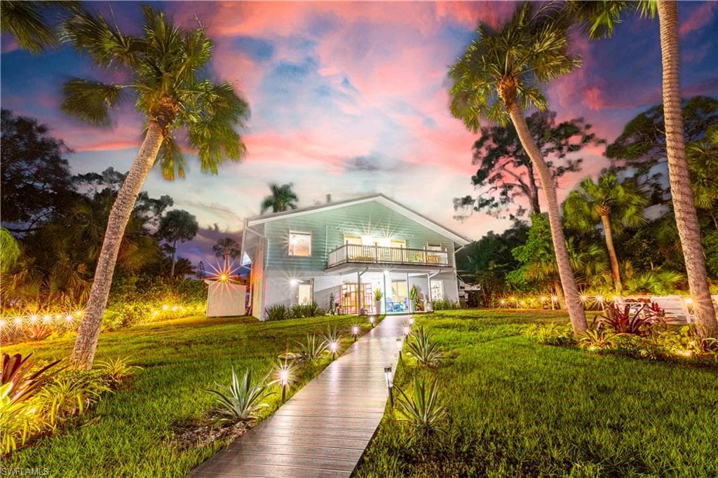 27237 Rio Vista Cir, Bonita Springs, FL 34135-1