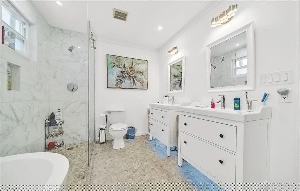 27237 Rio Vista Cir, Bonita Springs, FL 34135-39