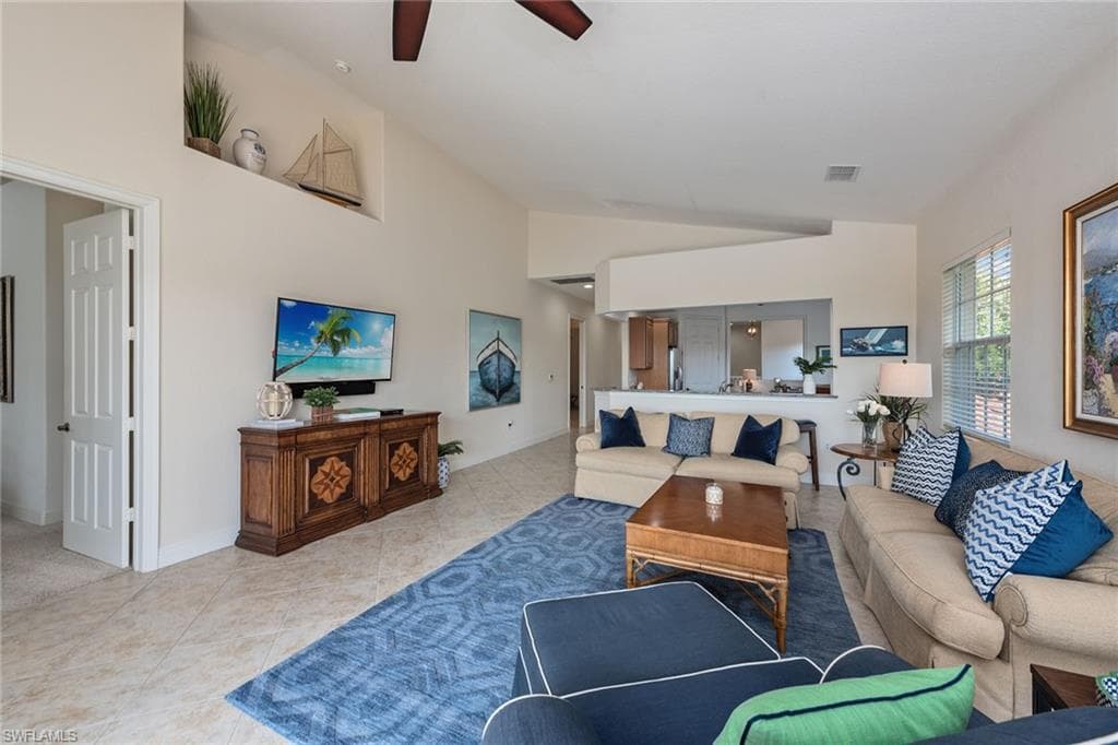 6442 Legacy Cir 203, Naples, FL 34113-9
