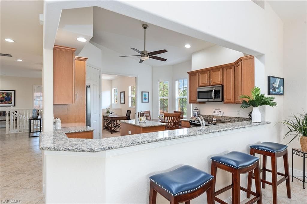 6442 Legacy Cir 203, Naples, FL 34113-12