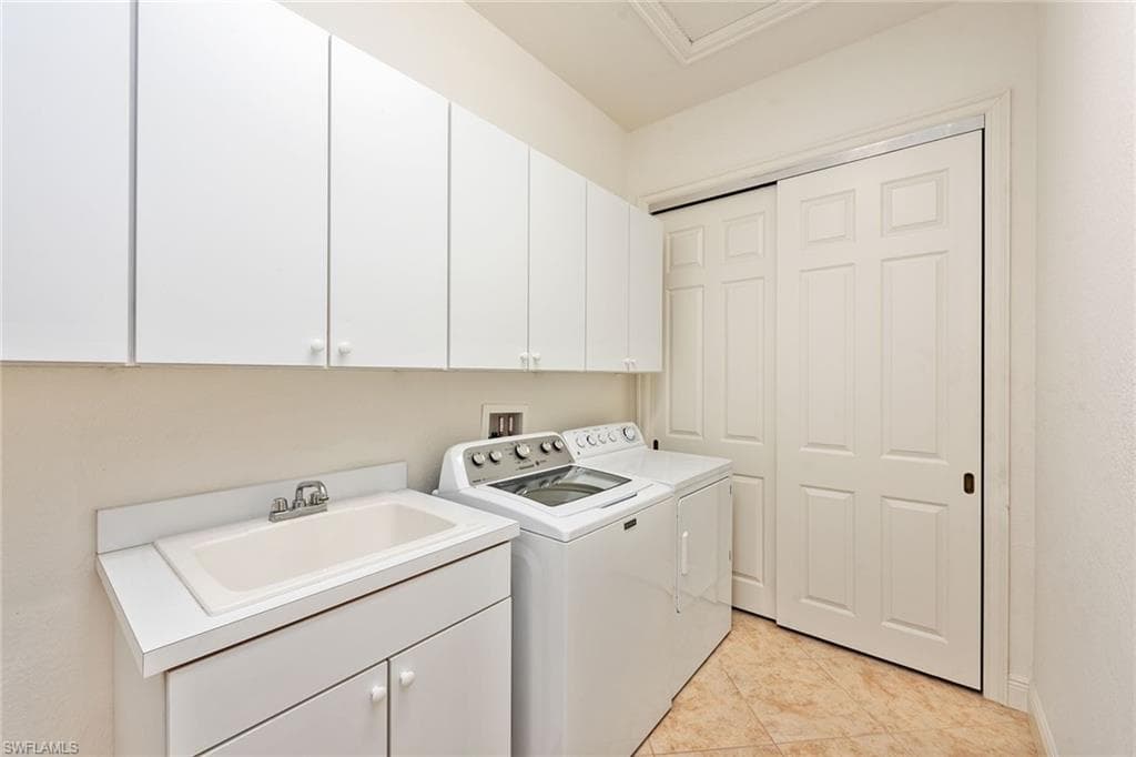 6442 Legacy Cir 203, Naples, FL 34113-25