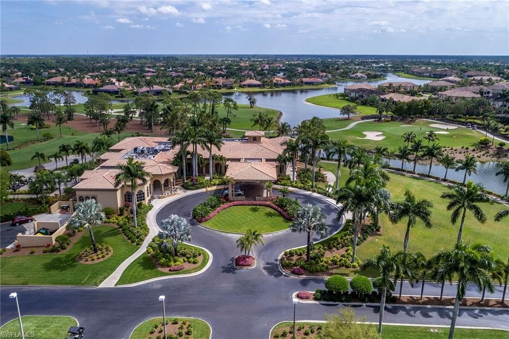 6442 Legacy Cir 203, Naples, FL 34113-43
