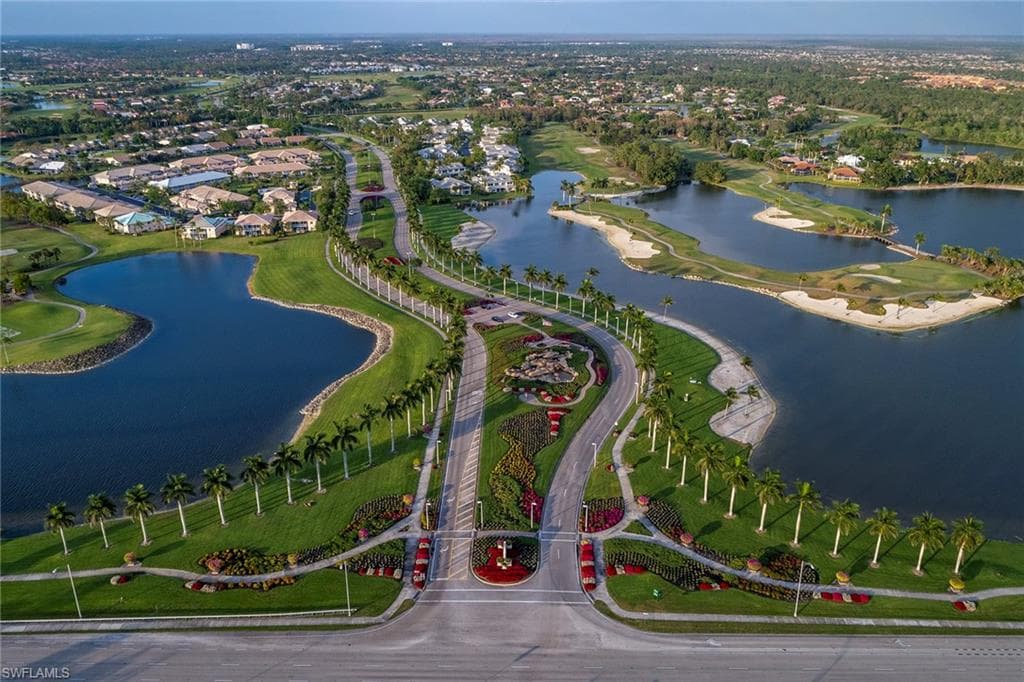 6442 Legacy Cir 203, Naples, FL 34113-44
