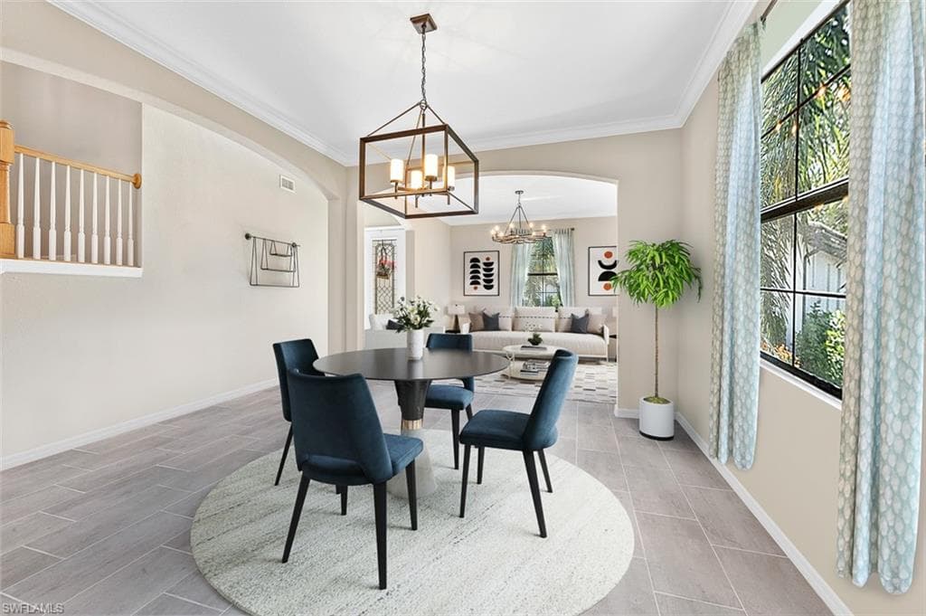 9374 Foxglove Ln, Naples, FL 34120-9