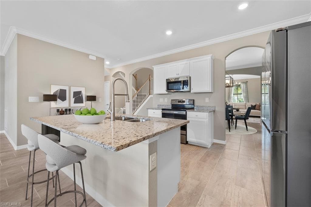 9374 Foxglove Ln, Naples, FL 34120-13
