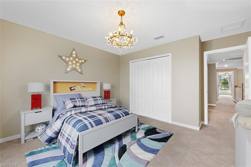 9374 Foxglove Ln, Naples, FL 34120-34