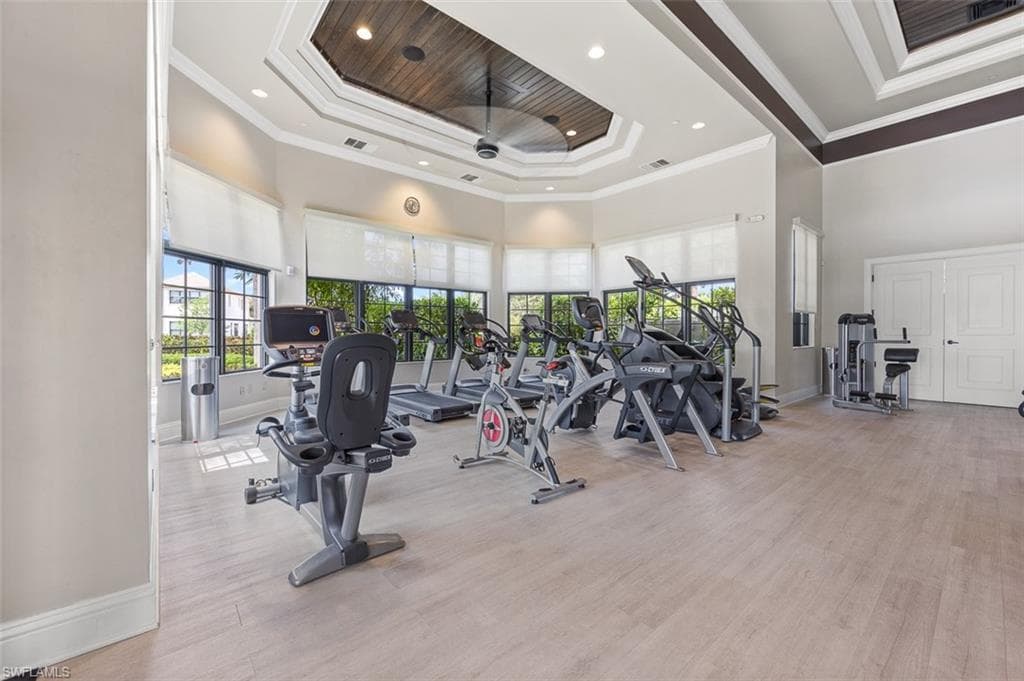 9374 Foxglove Ln, Naples, FL 34120-48