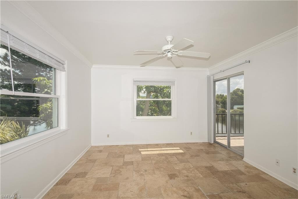 3030 Binnacle Dr 201, Naples, FL 34103-15