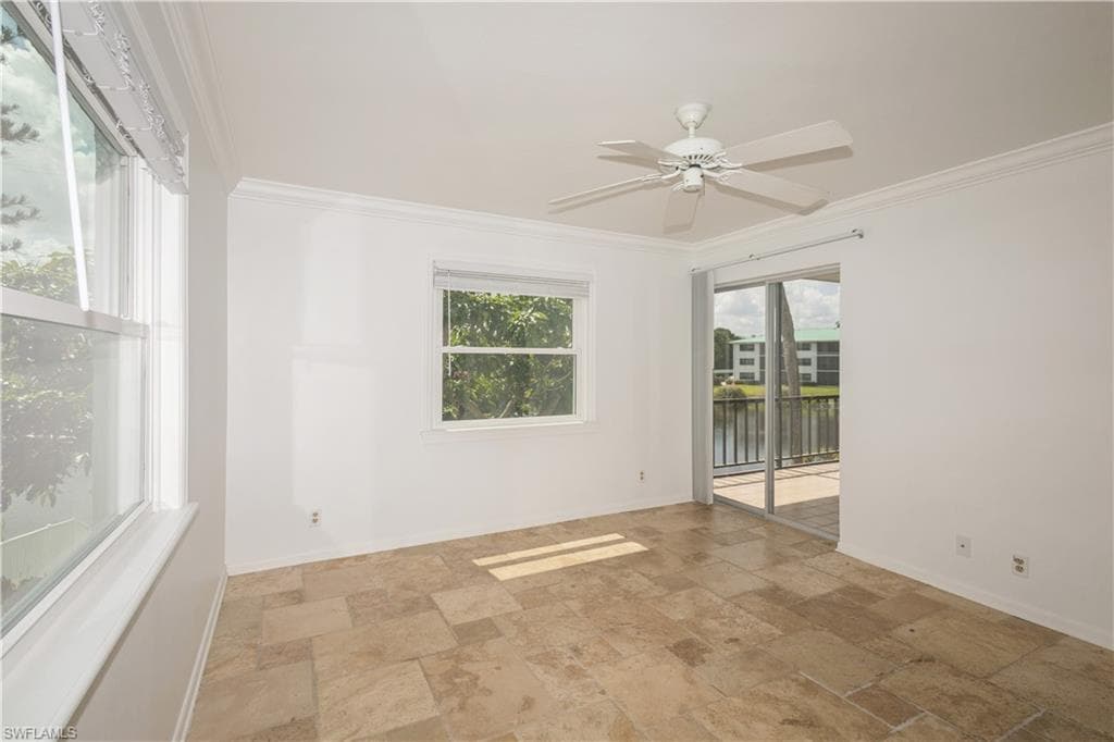 3030 Binnacle Dr 201, Naples, FL 34103-16