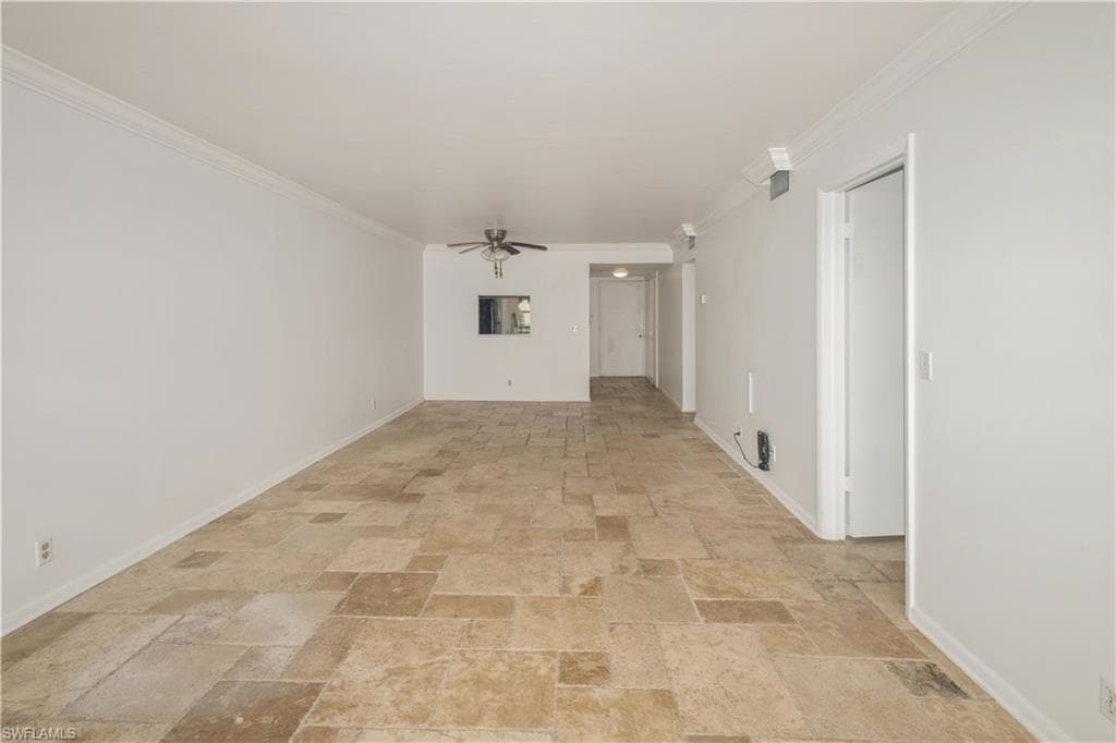 3030 Binnacle Dr 201, Naples, FL 34103-8