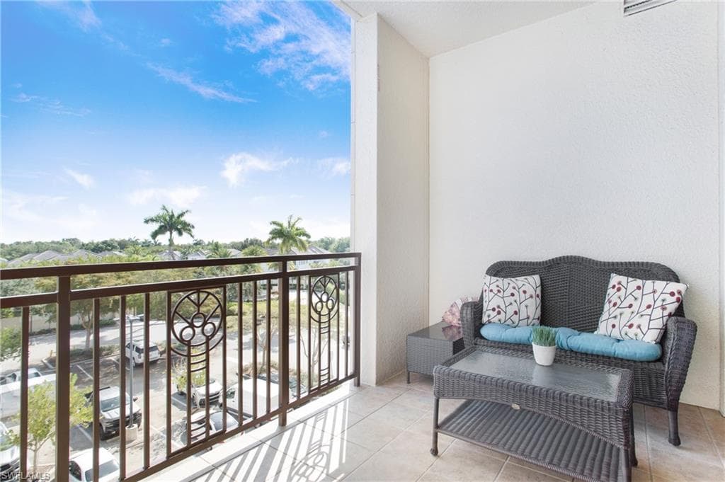 9123 Strada Pl 7307, Naples, FL 34108-32