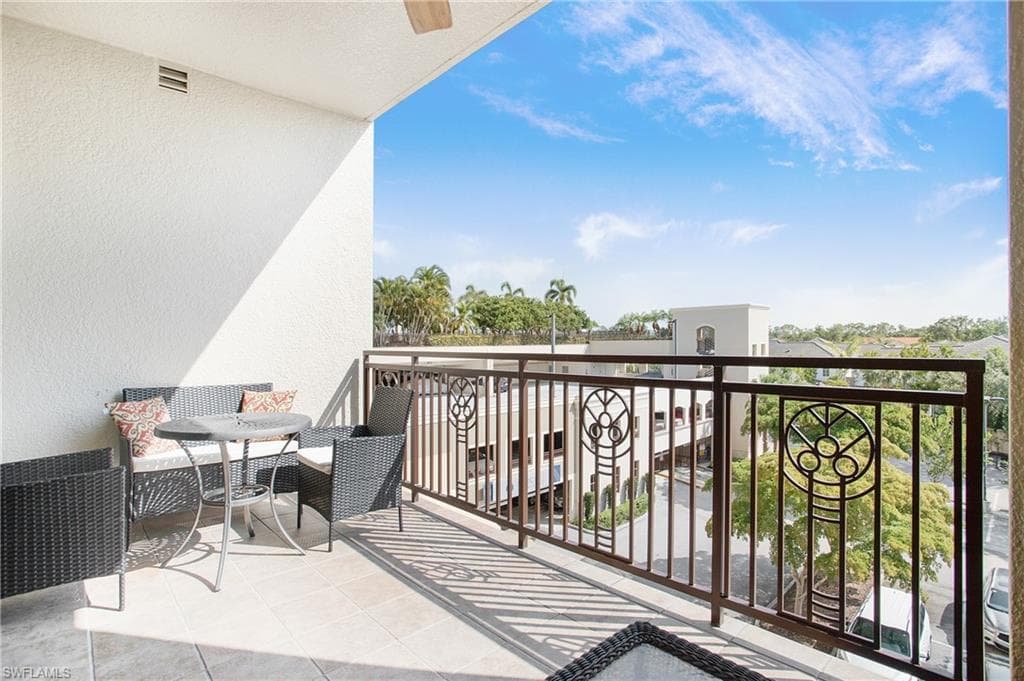 9123 Strada Pl 7307, Naples, FL 34108-33